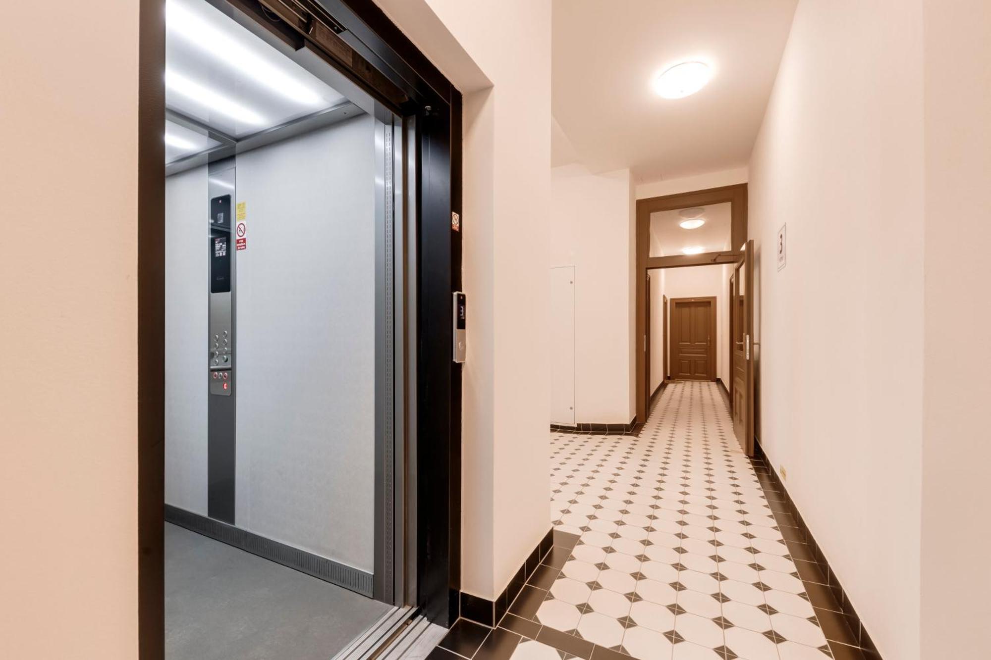 New Town Oases Apartment Prag Dış mekan fotoğraf